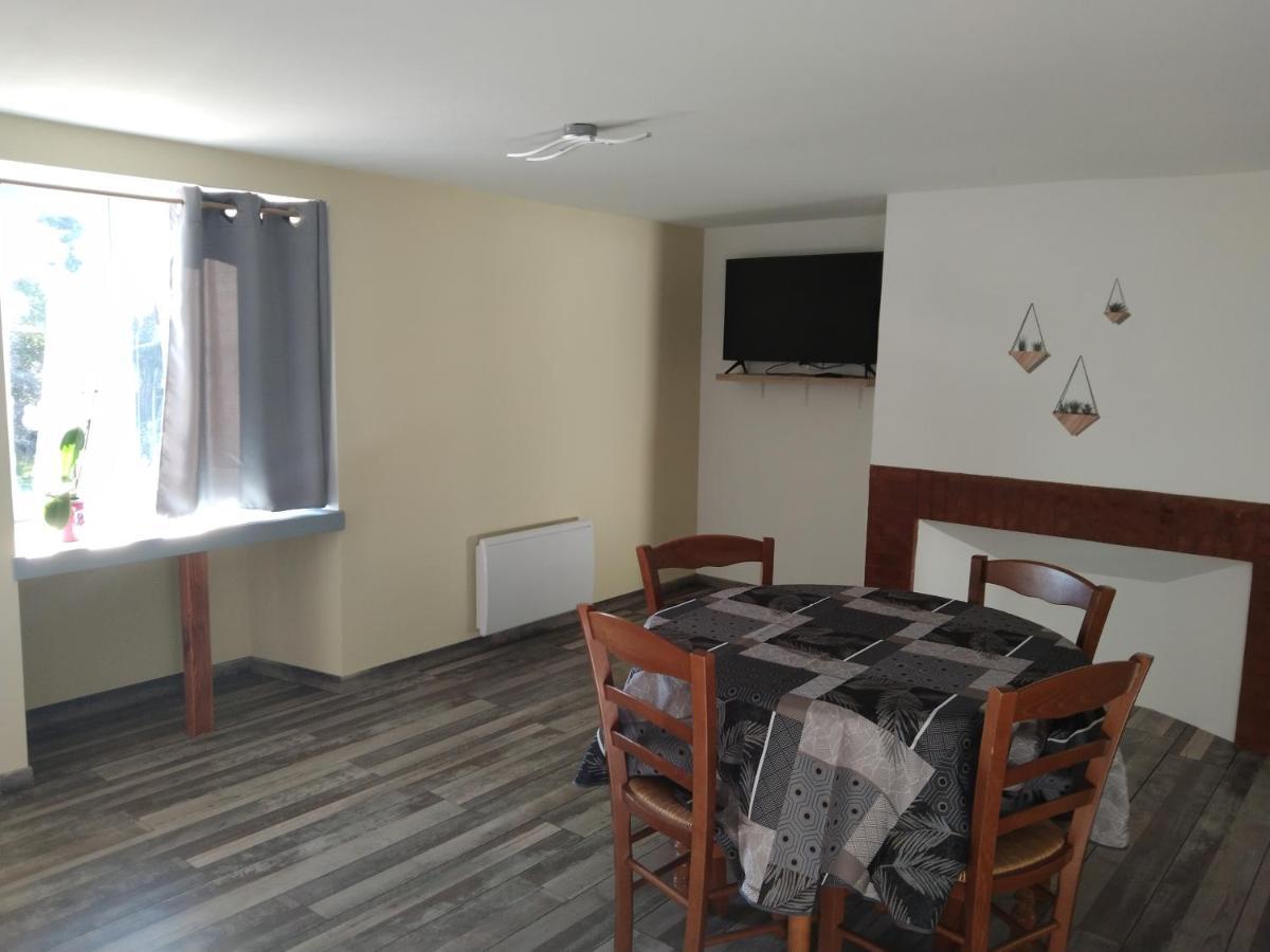 Apartamento Sur La Colline Sousceyrac Exterior foto
